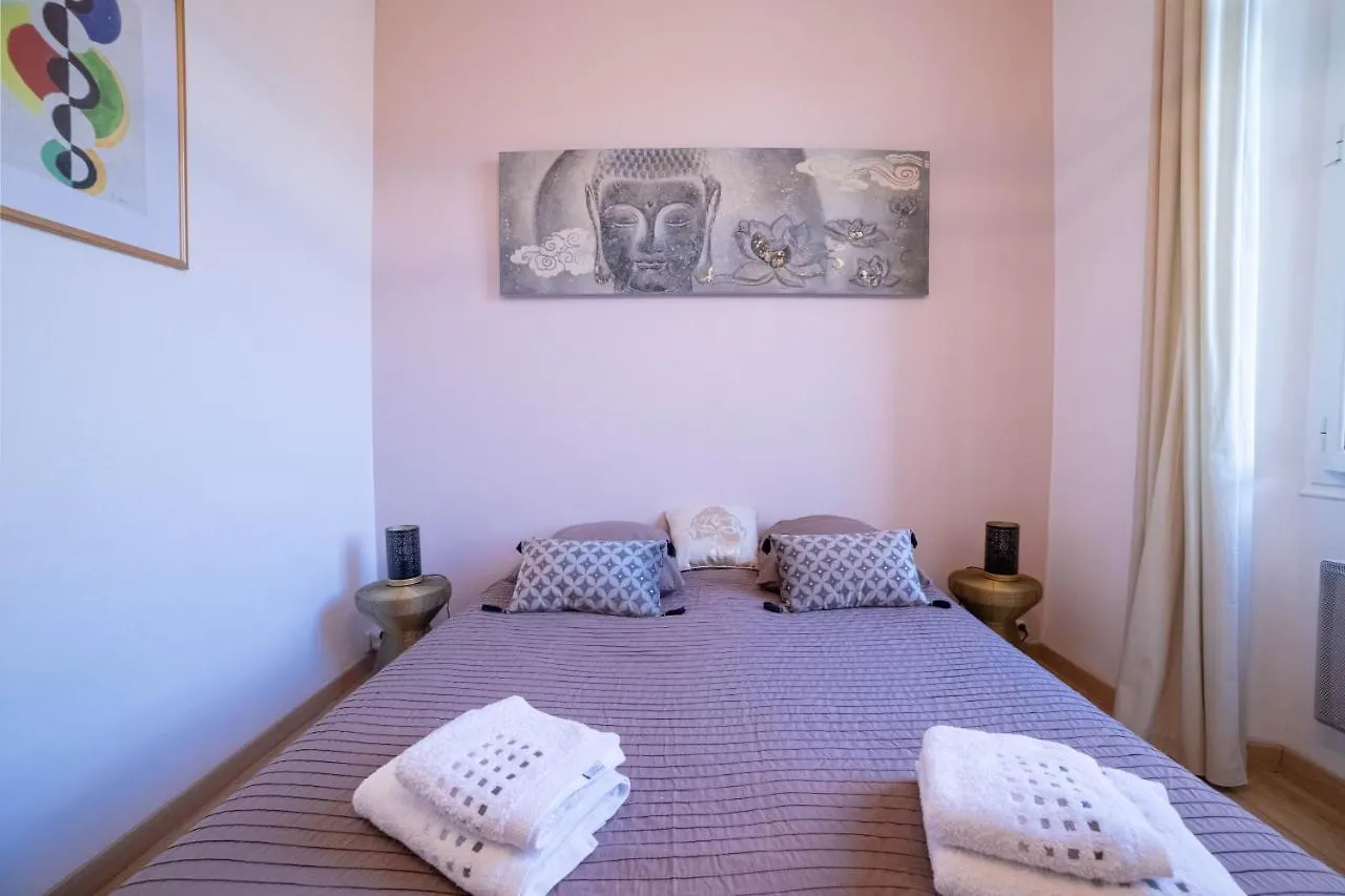 Smile Apartment Cannes France